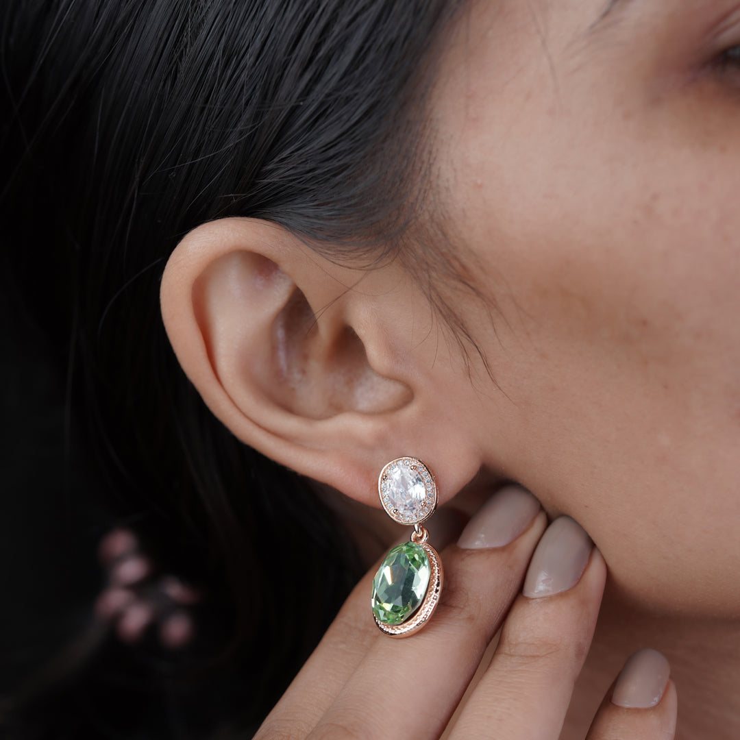 Olivia Womens Earring