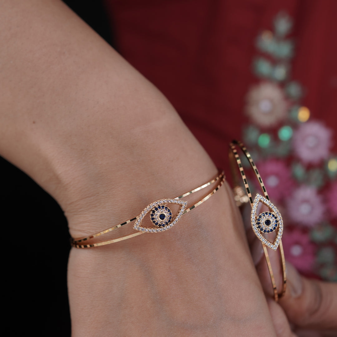 Nazar Free Size Bangles
