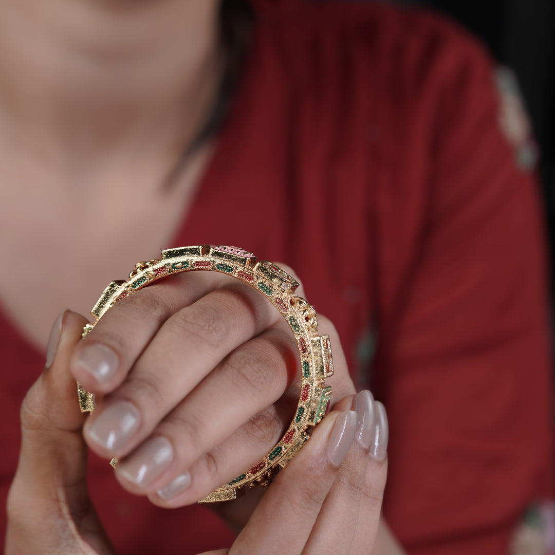 Swatik Womens Royal Bangles