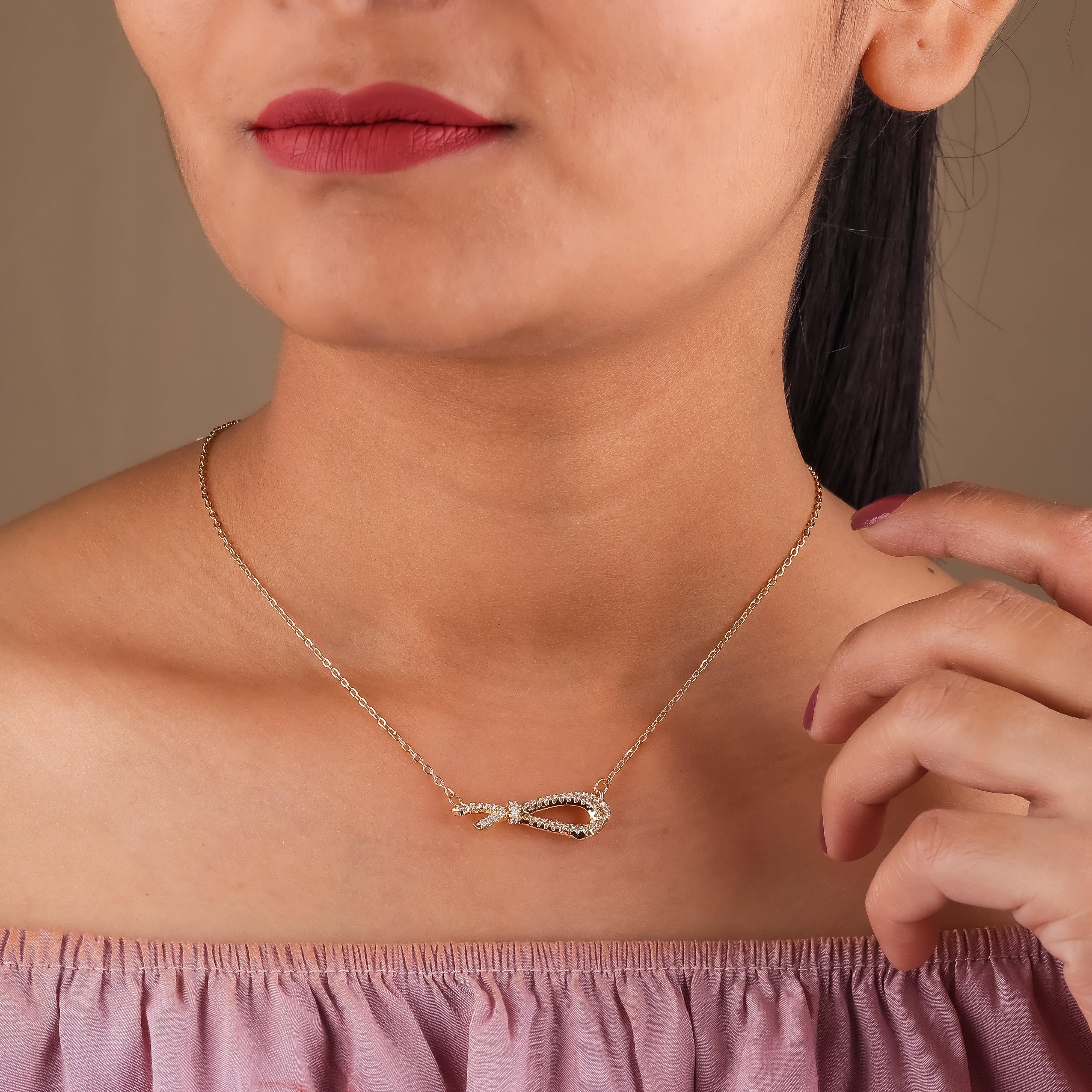 Mayra Diamond chain Pendant necklace - Ginostone