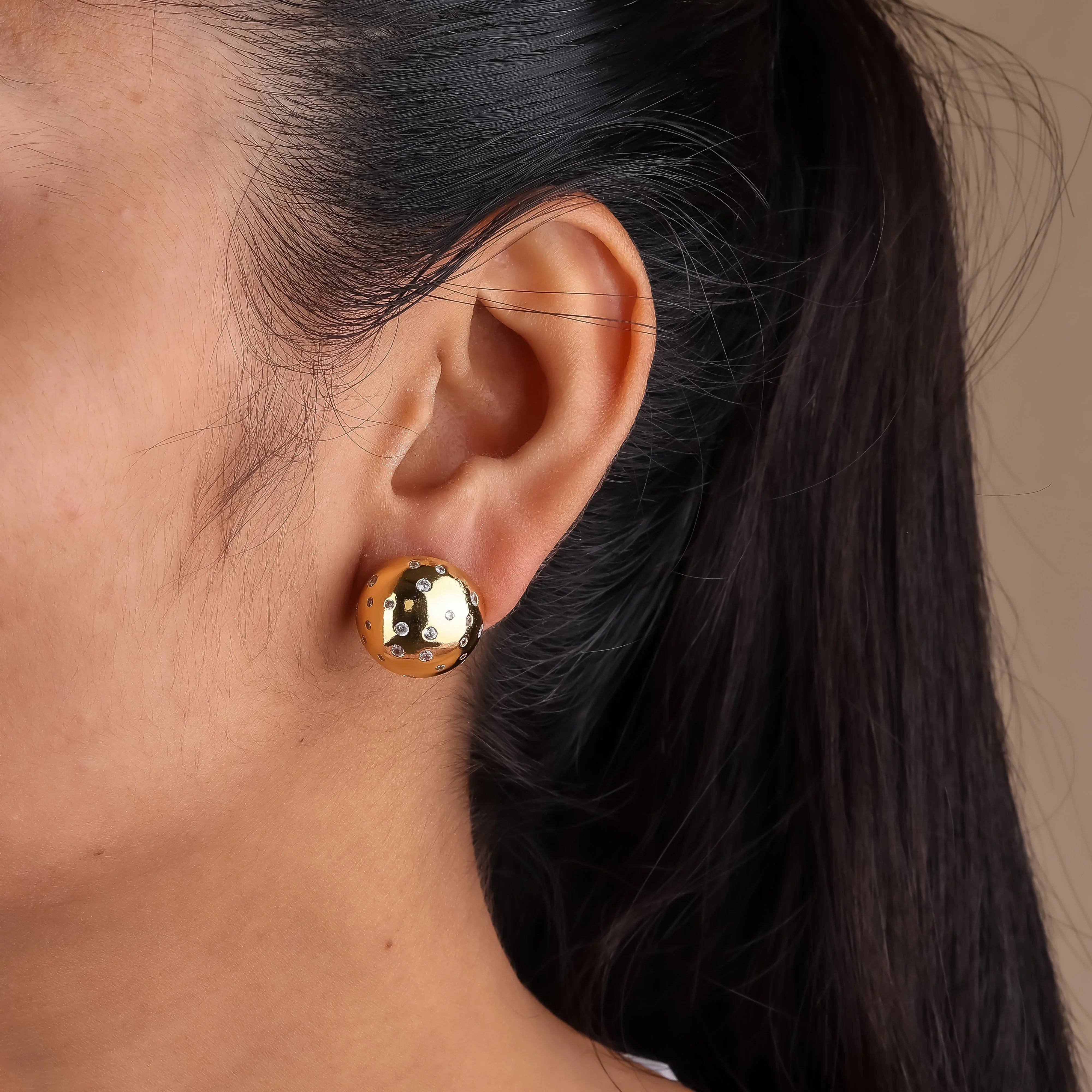 Dazzle Dot Earring - Ginostone