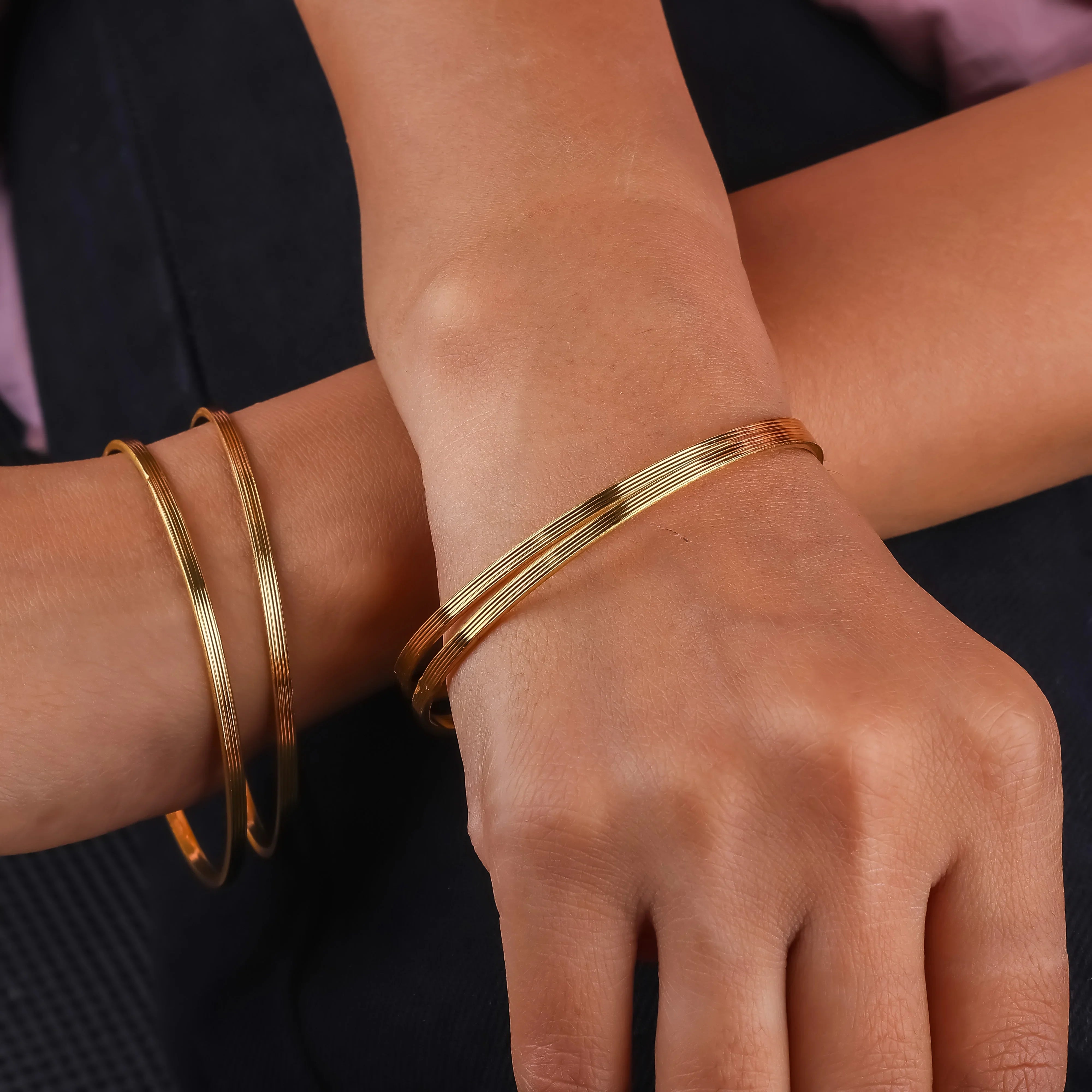 Classic Slim Gold Bangles - Set Of 4 - Ginostone
