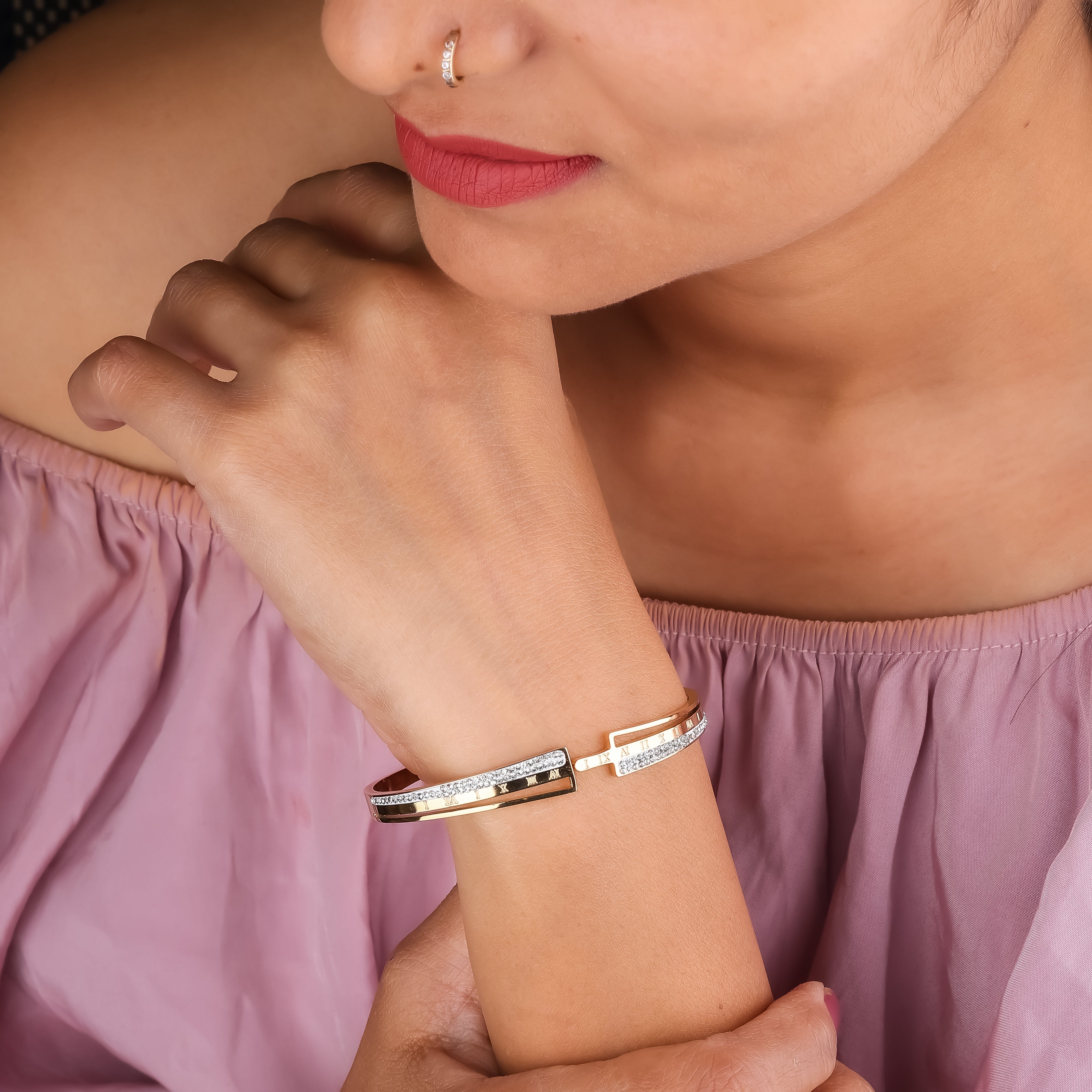 Aarohi Women Gold-Plated Diamond  Kada Bracelet - Ginostone