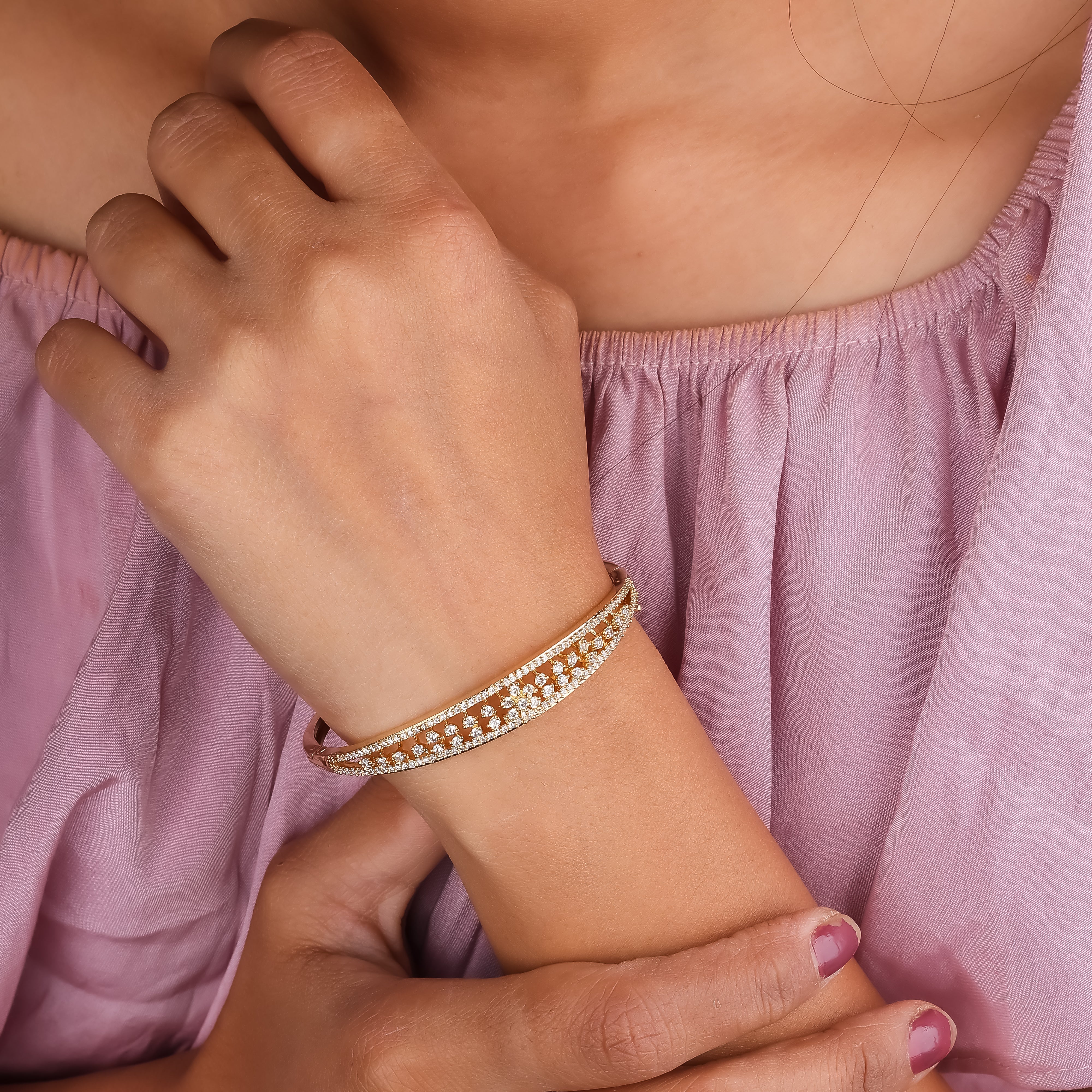 Vishaka Women Kada - Ginostone