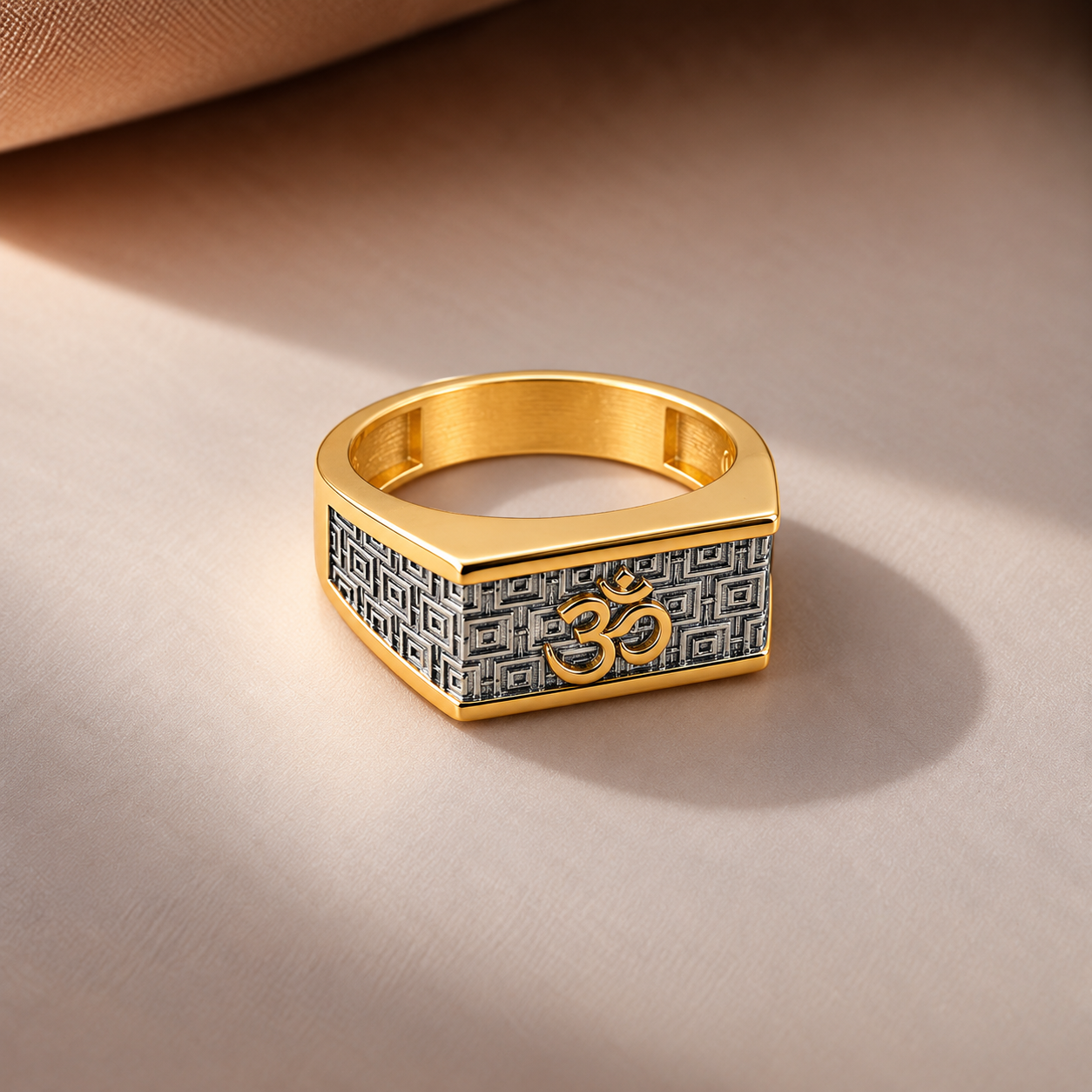Om Rajsi Ring GMR -64