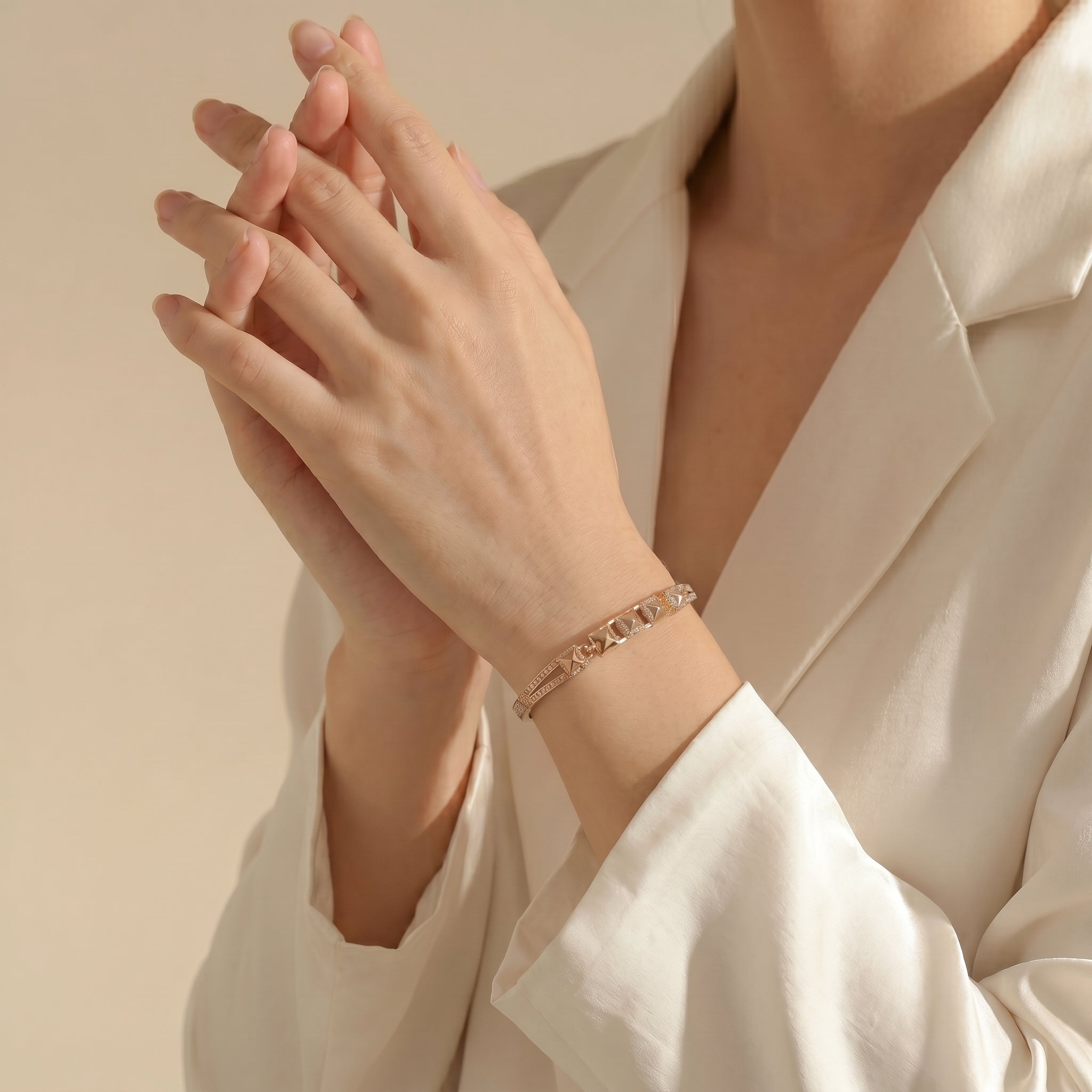 Elegant Rose Gold Bracelet GWB -172