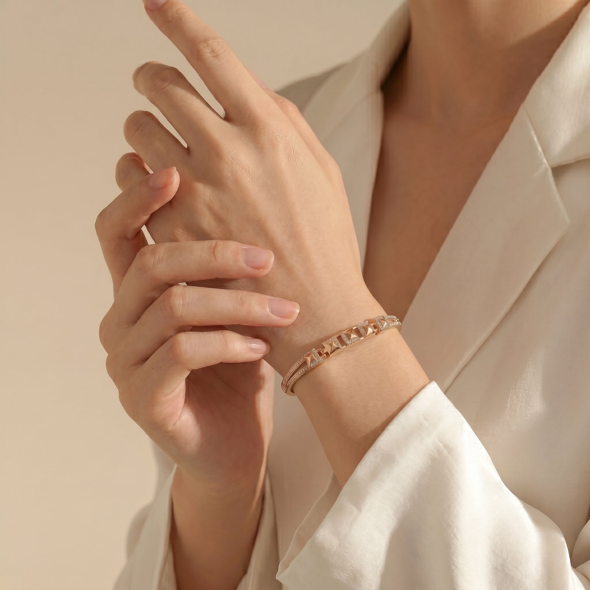 Elegant Rose Gold Bracelet GWB -172