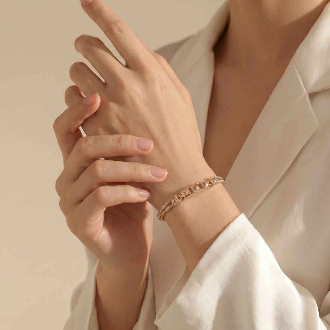Elegant Rose Gold Bracelet GWB -172