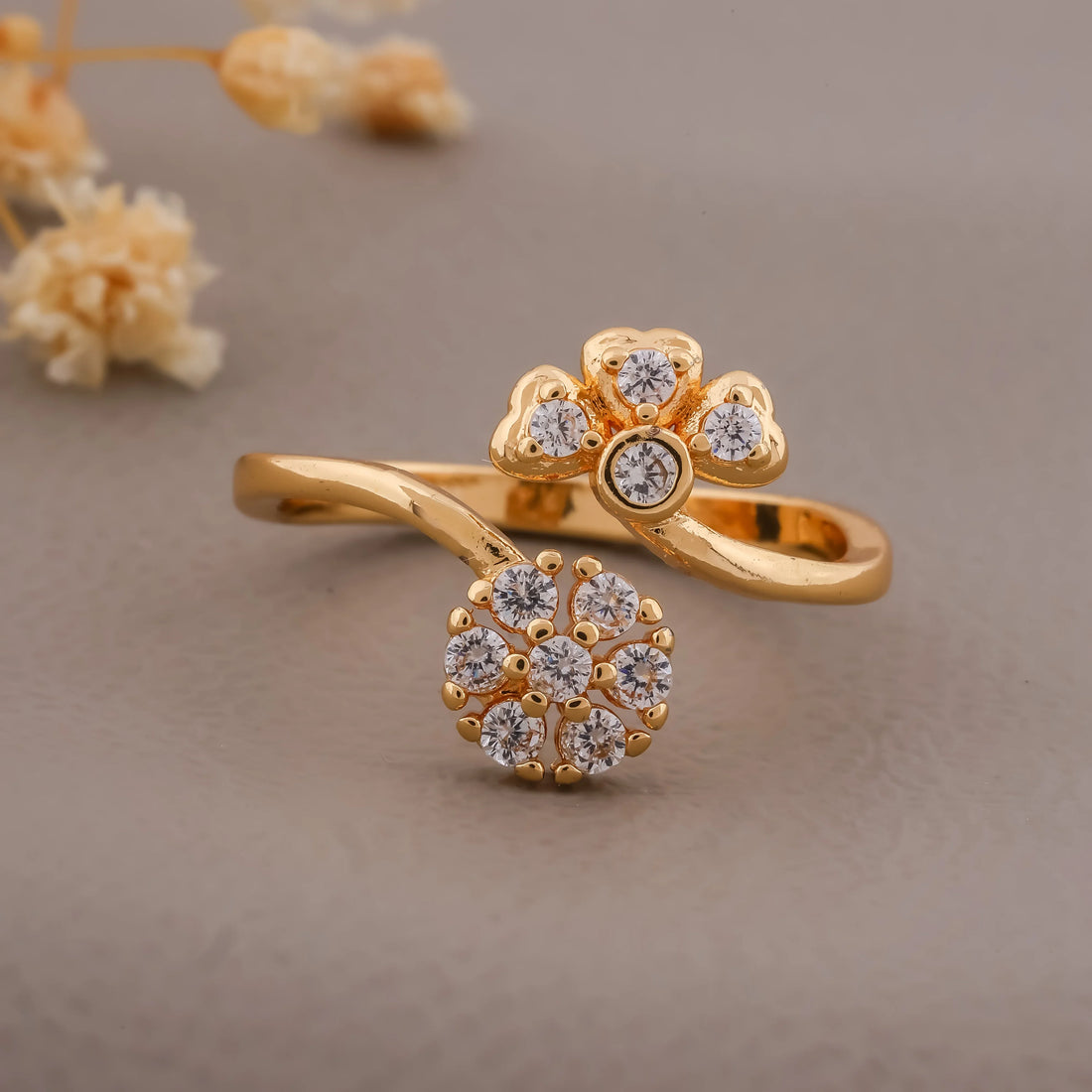 Malini Charms Women's Ring - Ginostone