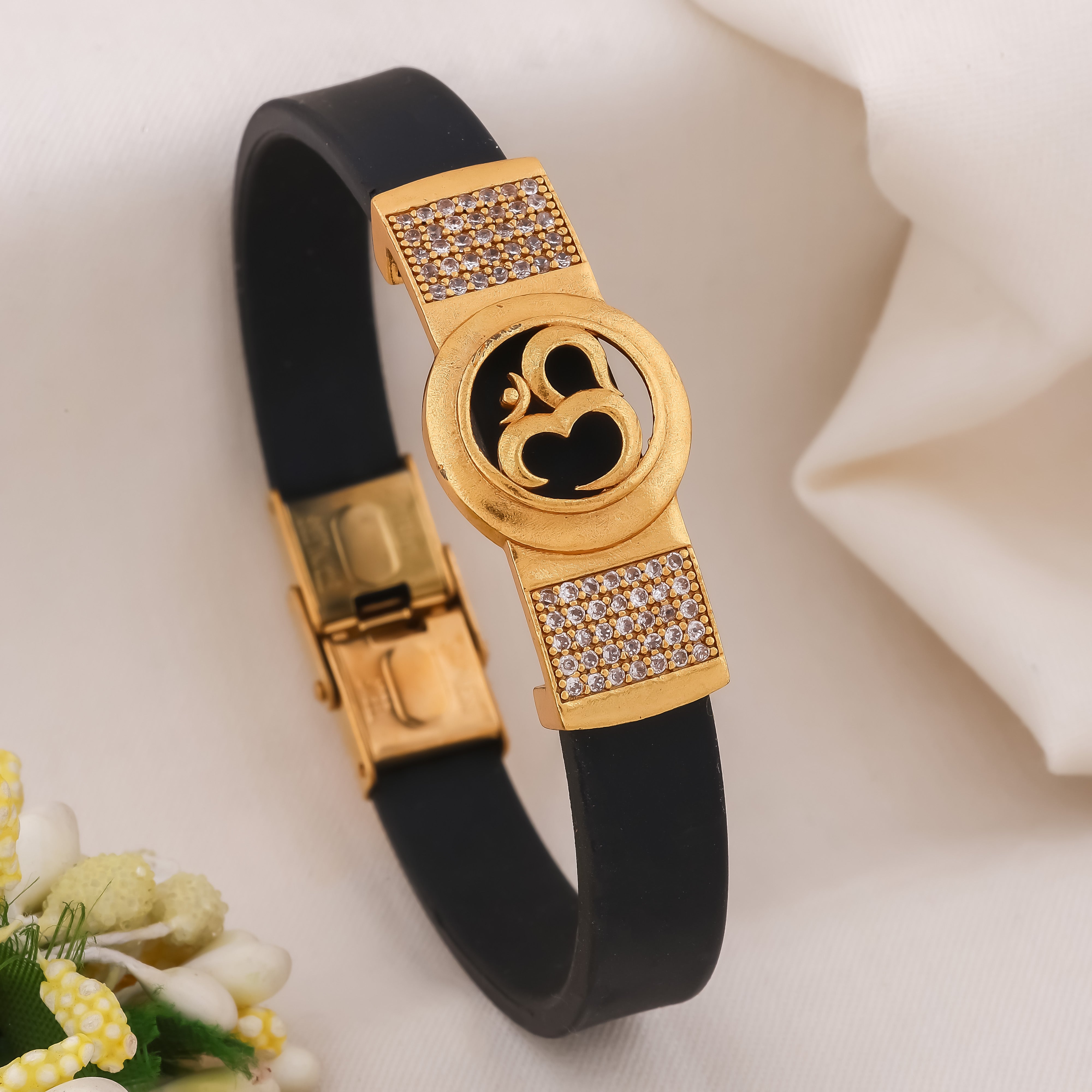 Om Lether Bracelate - Ginostone