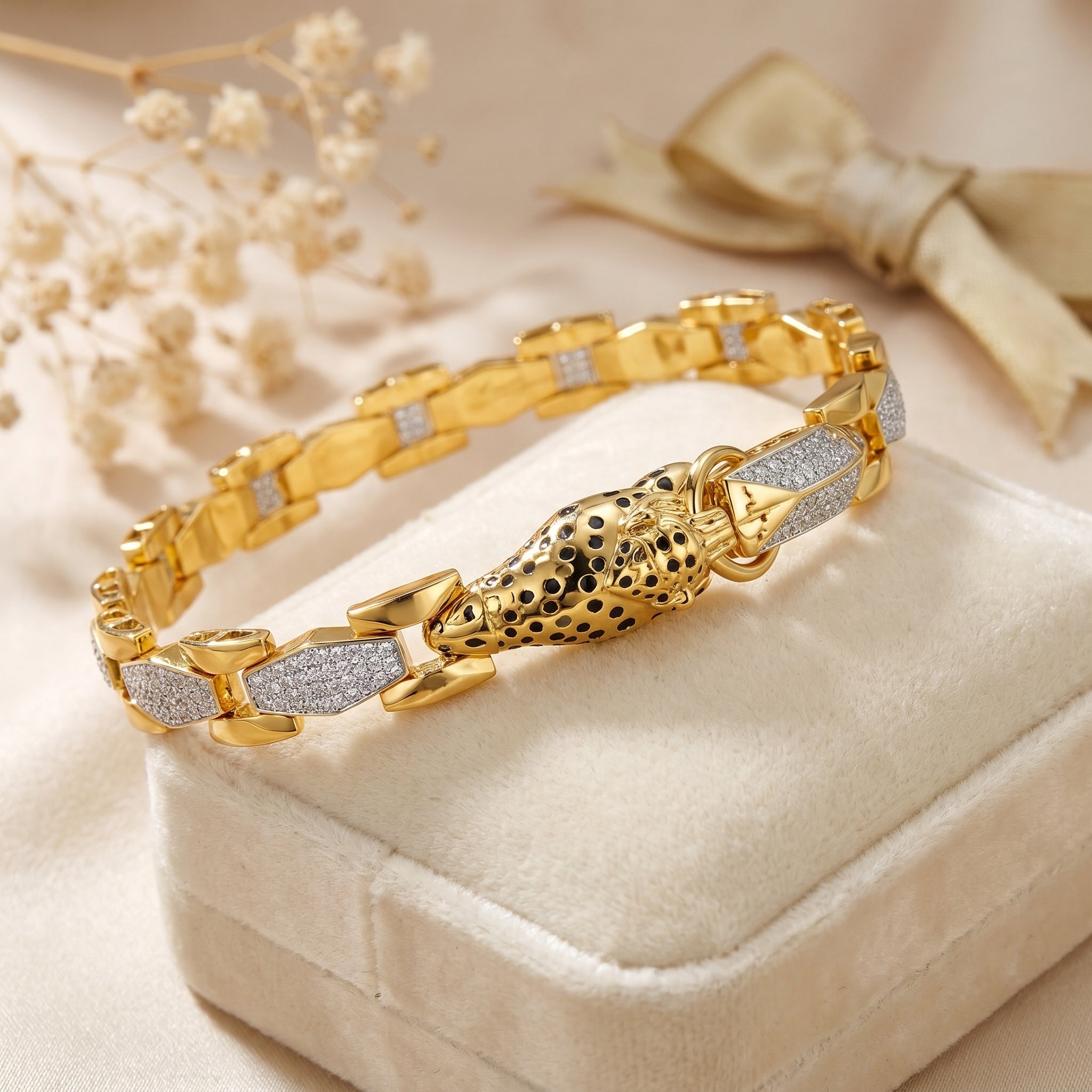 Golden Leopard Crown Braclate GMB -13