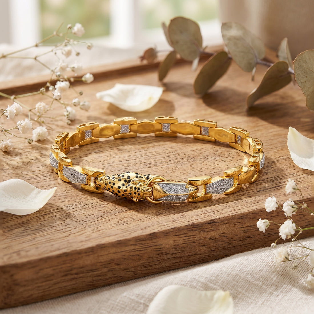 Golden Leopard Crown Braclate GMB -13