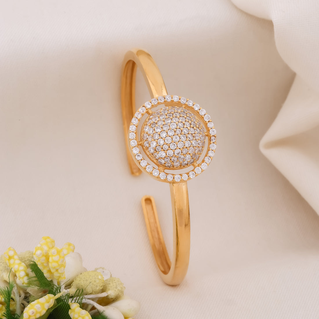 Radiance Women Daimond Kada