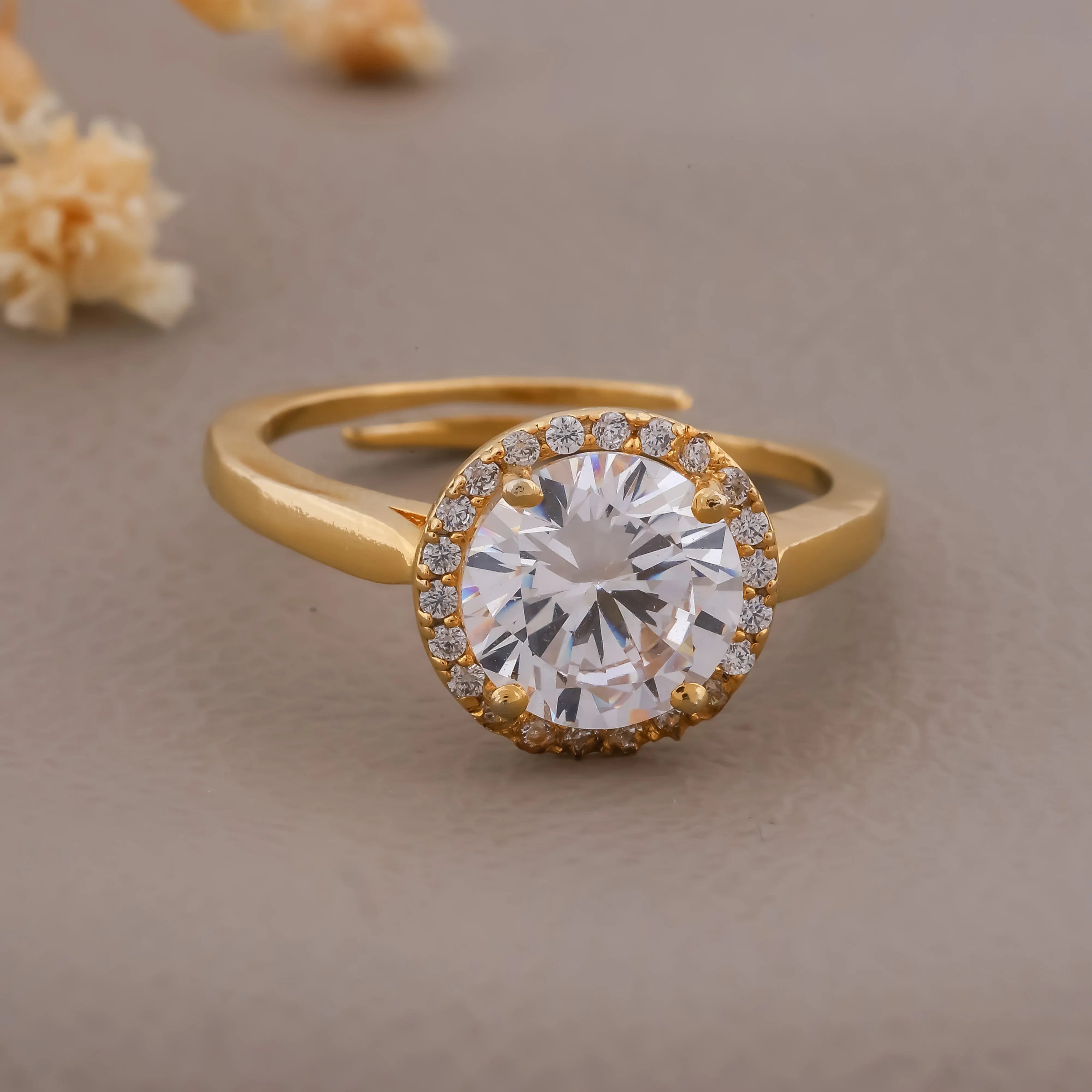 Riya Crystal Women's Ring - Ginostone