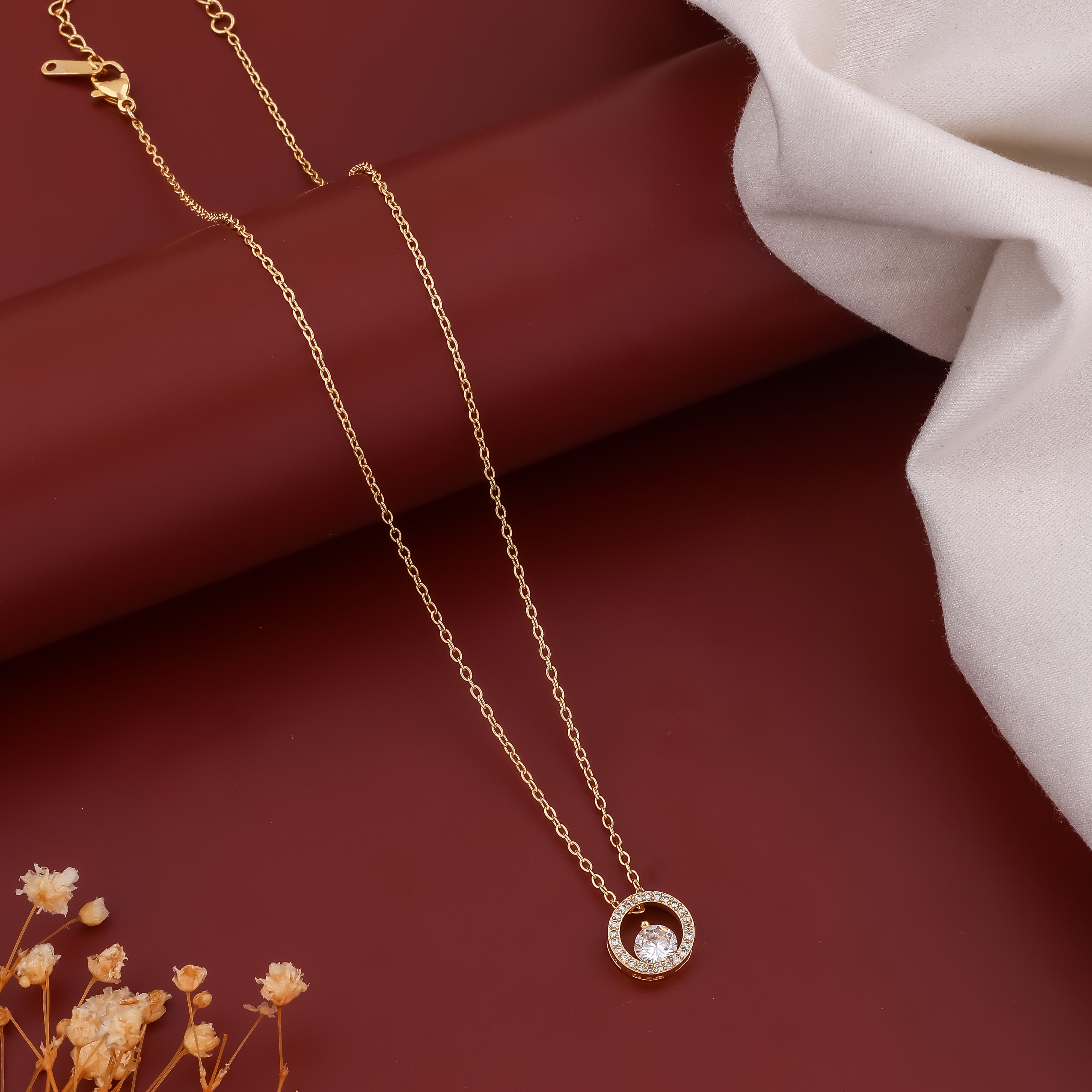 Saanvi  Diamond chain Pendant necklace - Ginostone