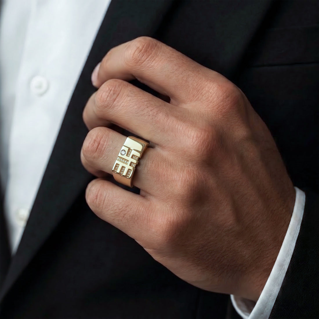 Royal Initial Ring GMR -18