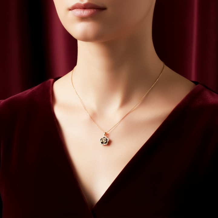 Black Flower Neckless GWN -107