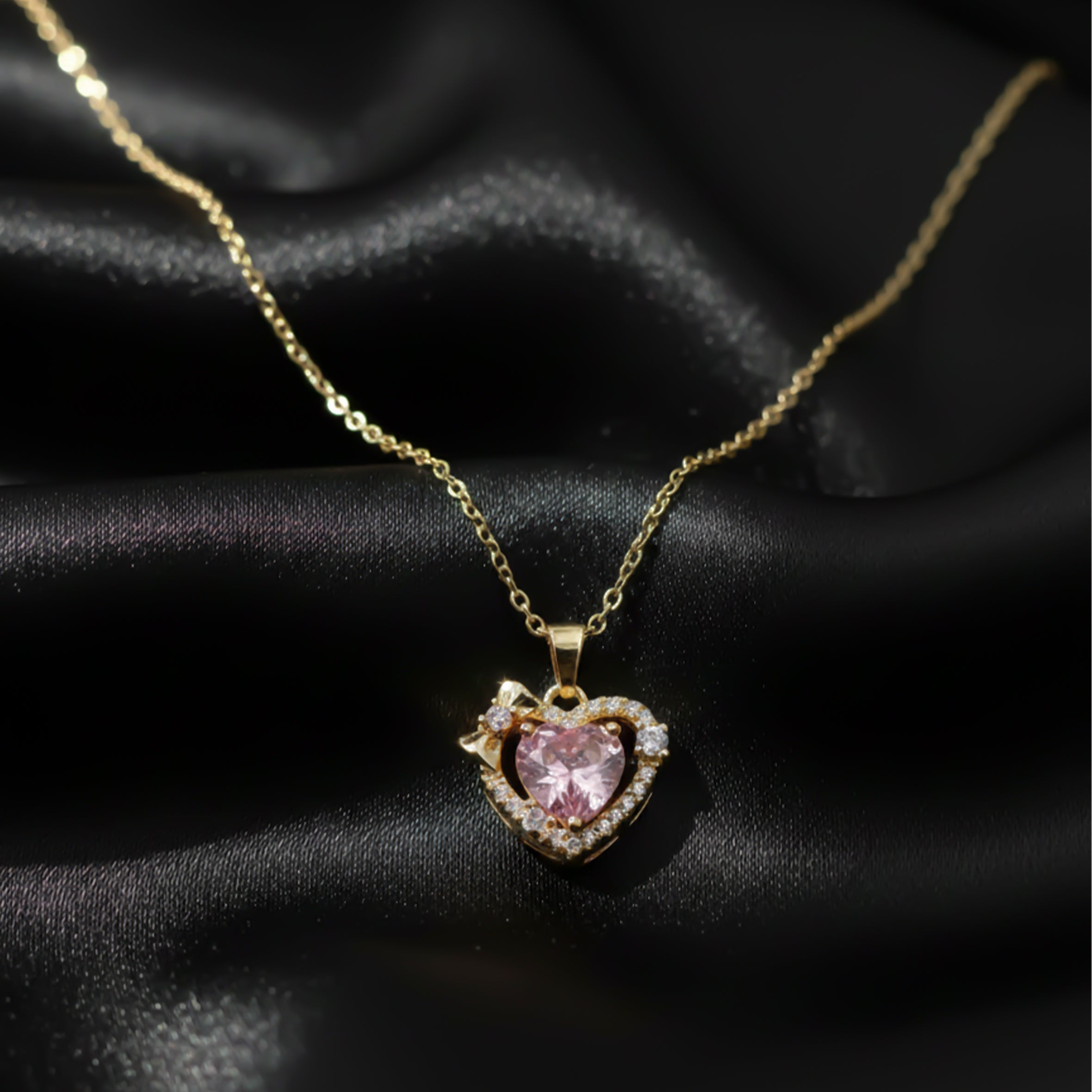 Golden Heart Neckless GWN-79