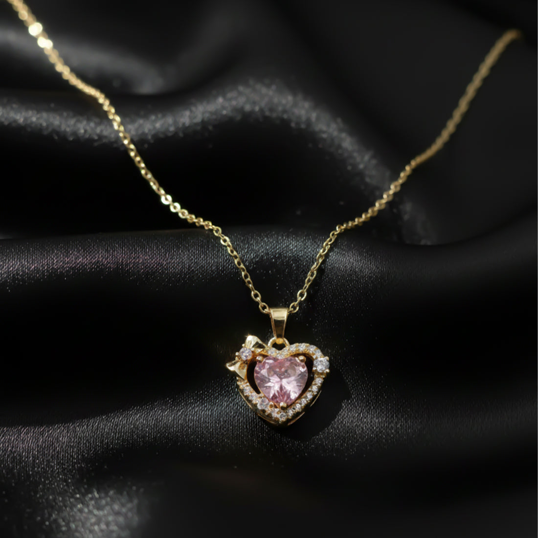 Golden Heart Neckless GWN-79