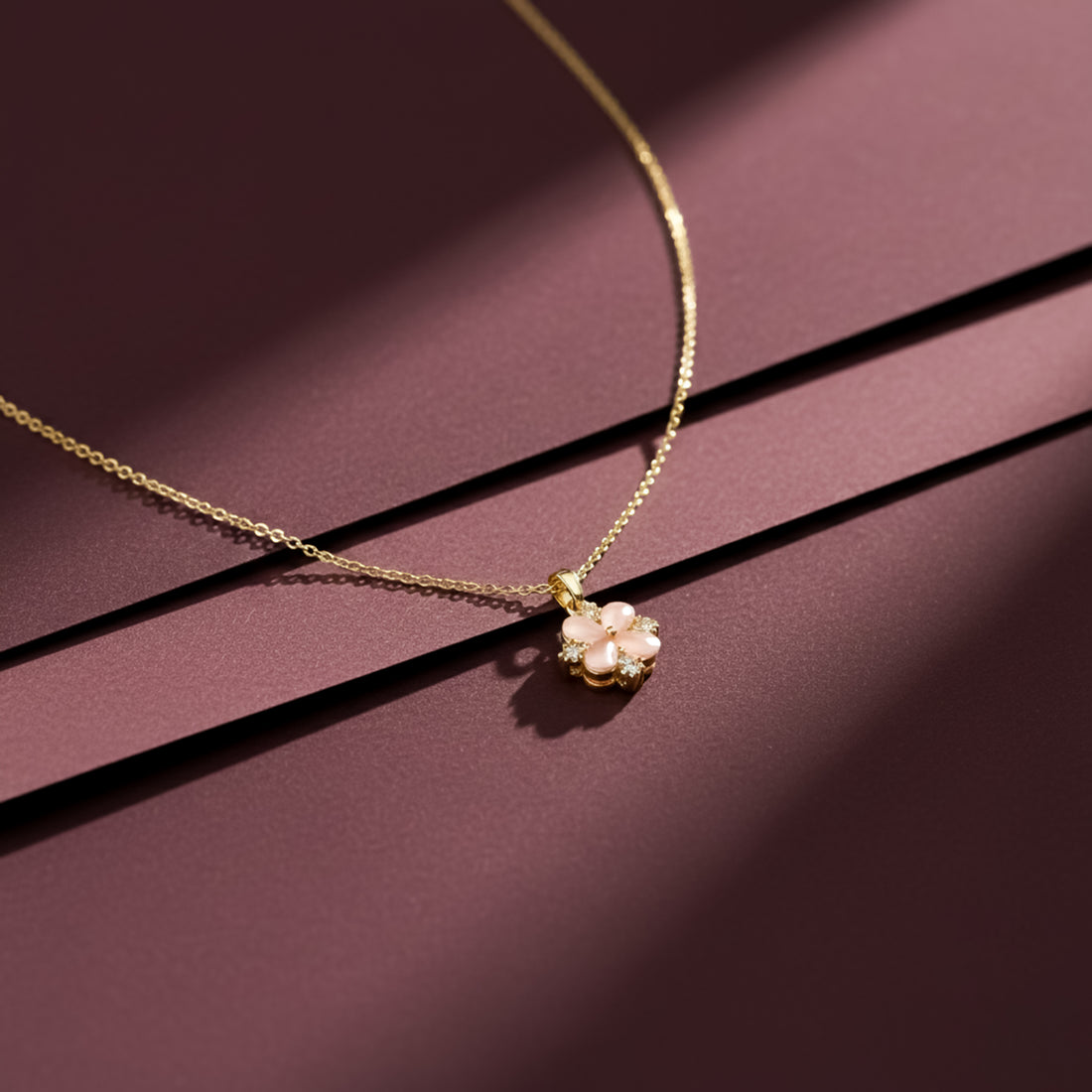 Blossom Petal Pendant Necklace GWN -76
