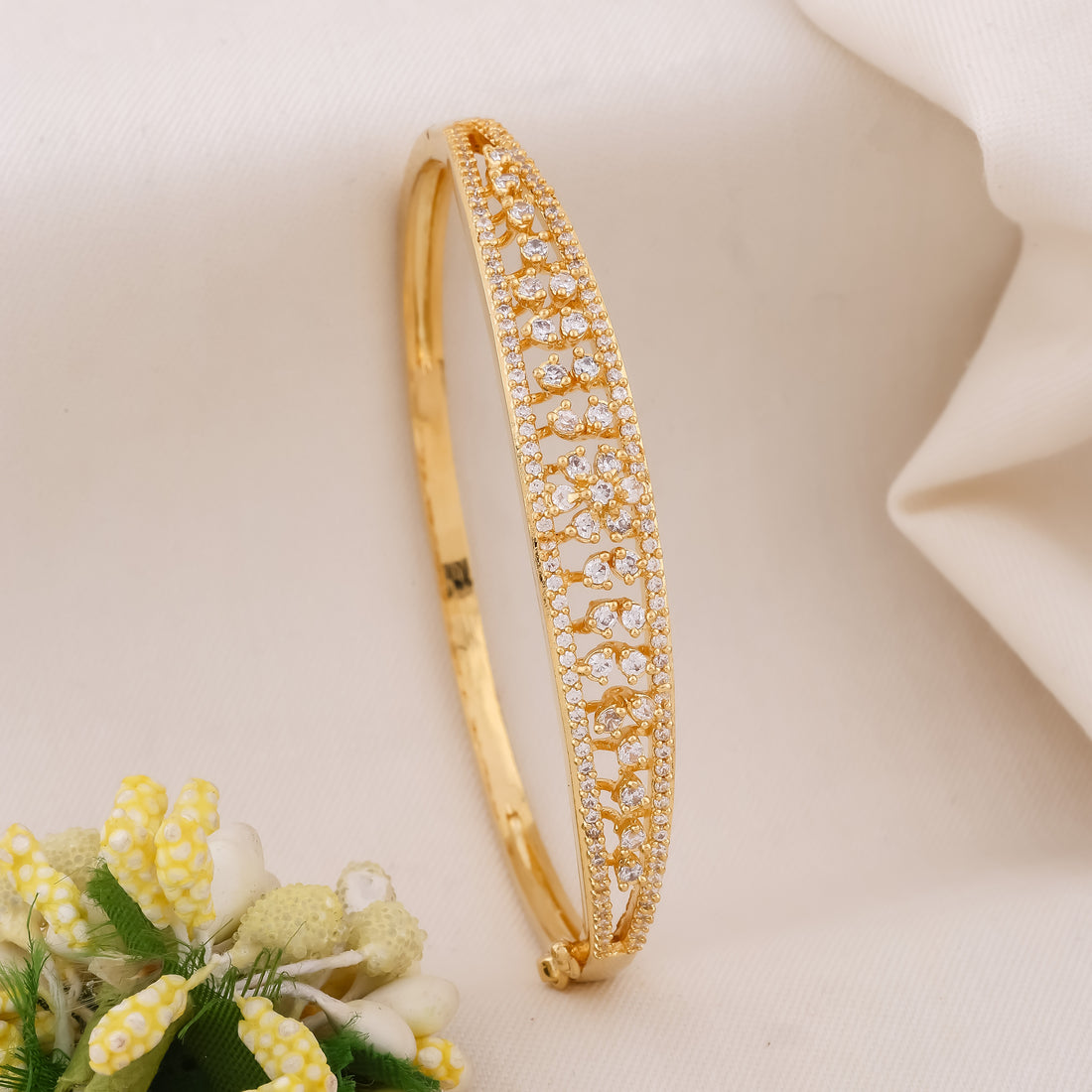 Vishaka Women Kada - Ginostone