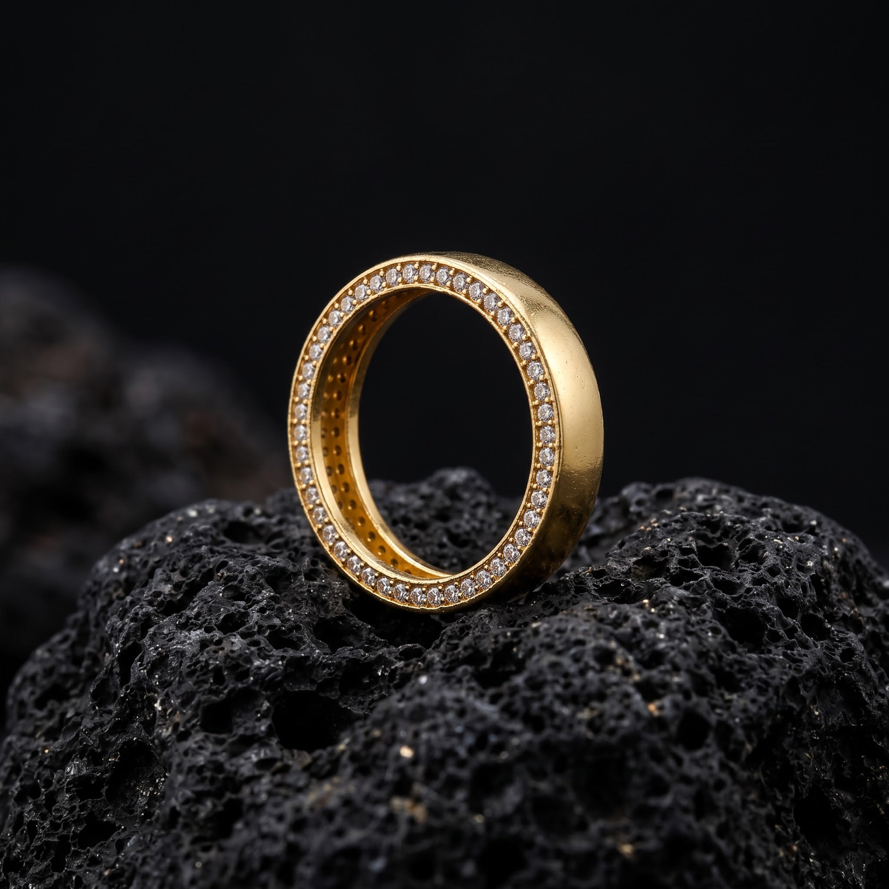 Crystal Border Statement Ring GMR -37