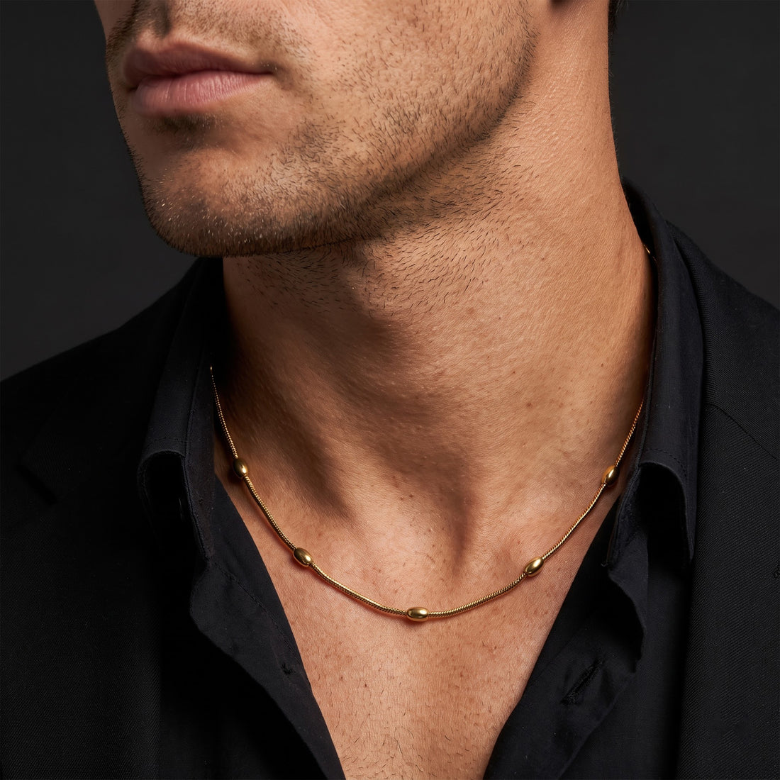 Dainty Gold Station chain GMC -45