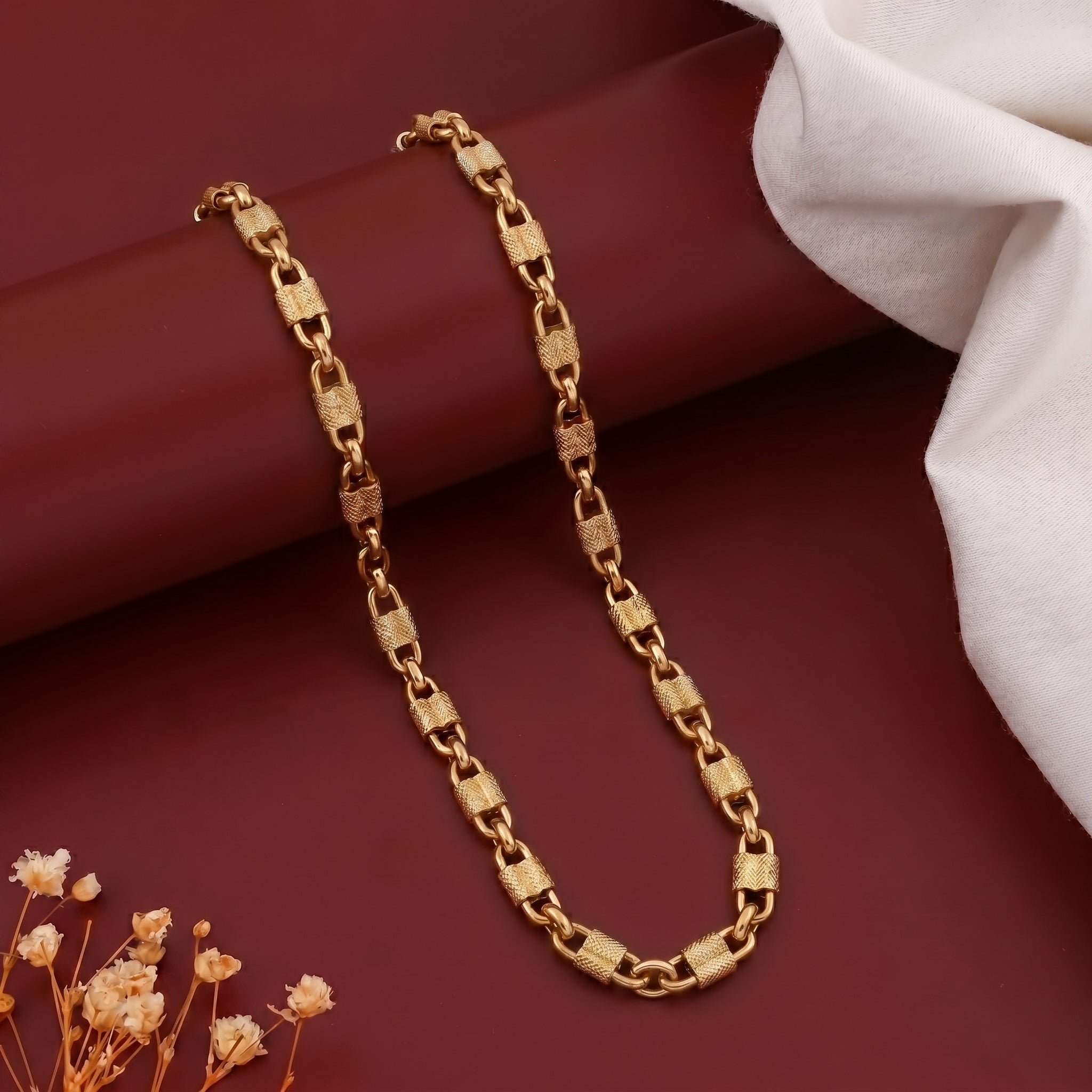 Golden Lock Men's Chain