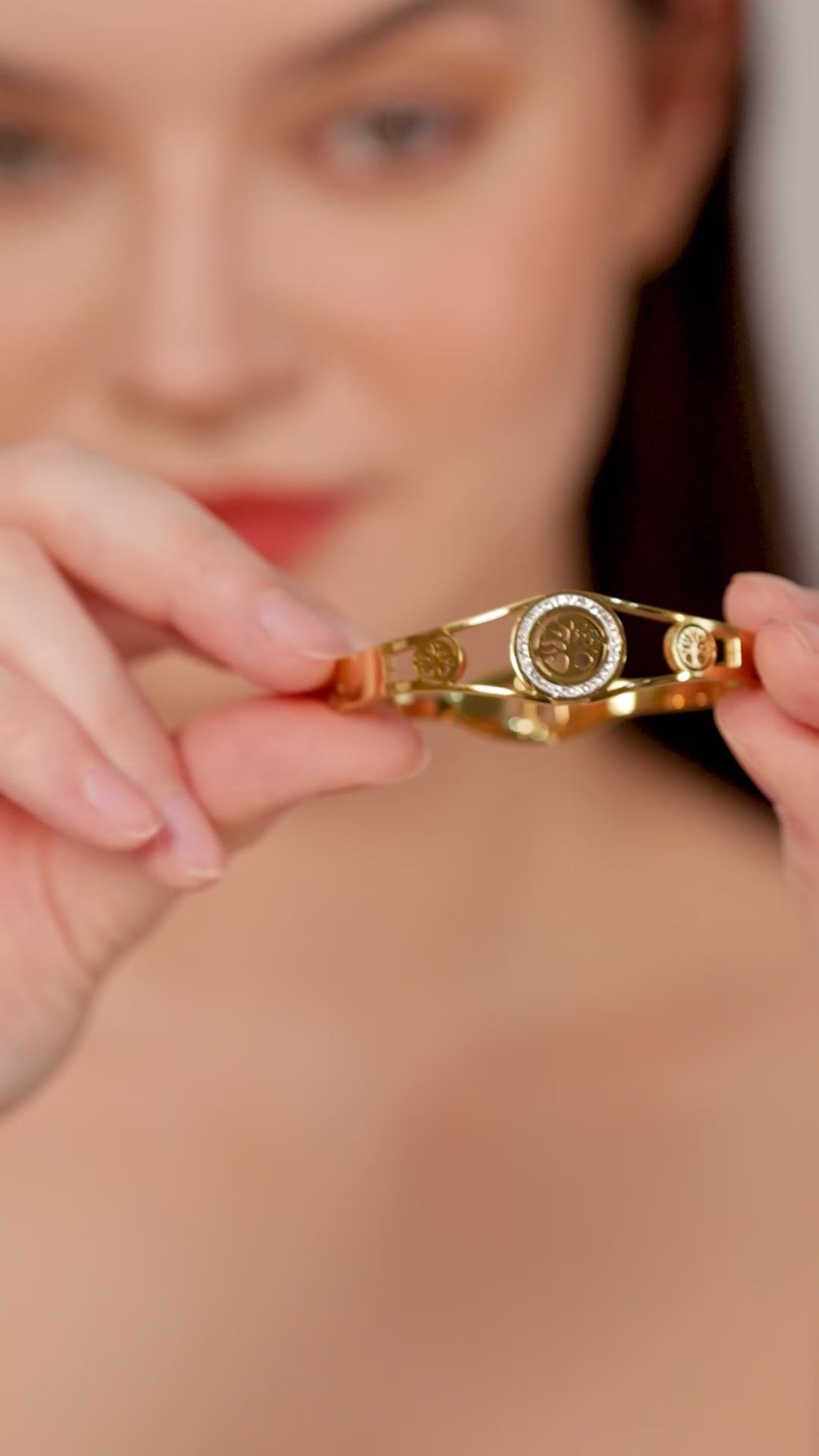 Regalia Emblem Womens Kada