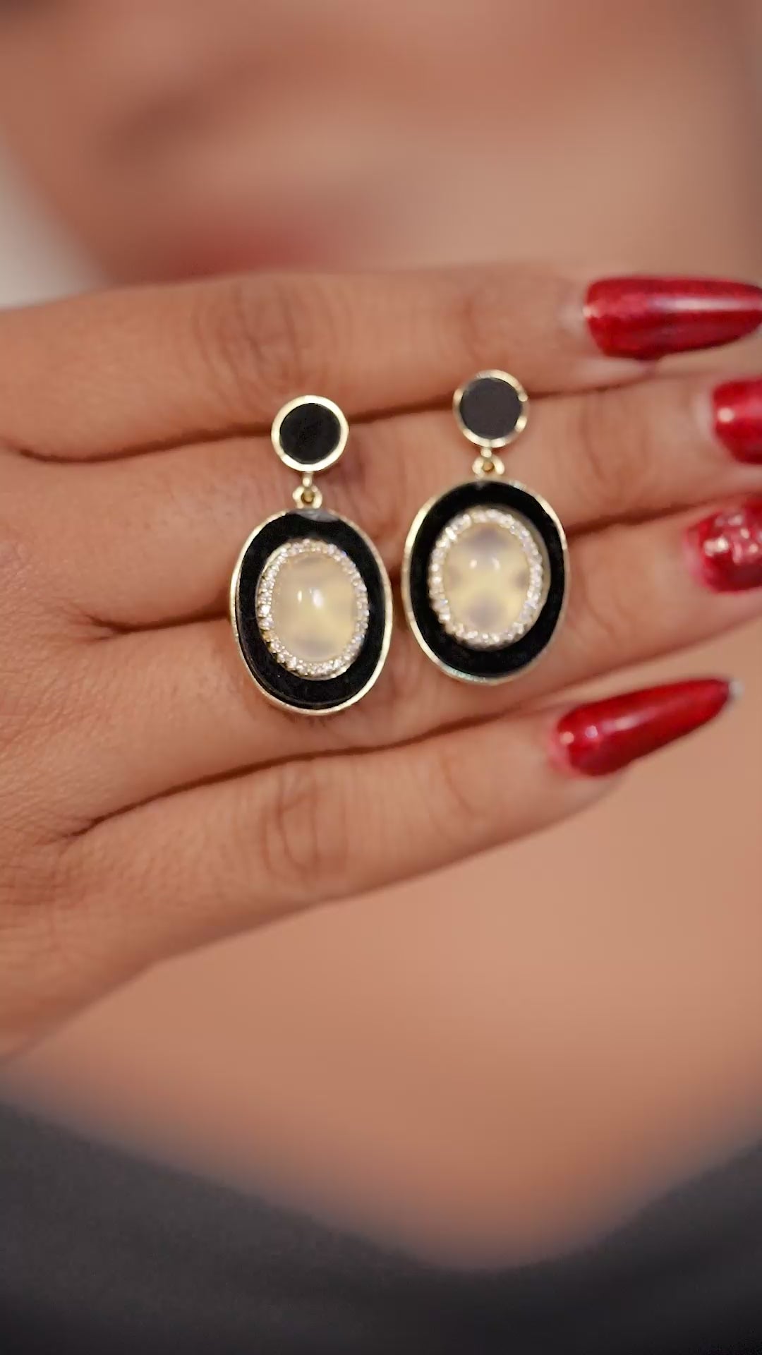 Midnight Aura Womens Earring