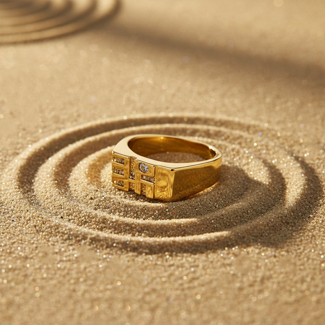 Royal Initial Ring GMR -18