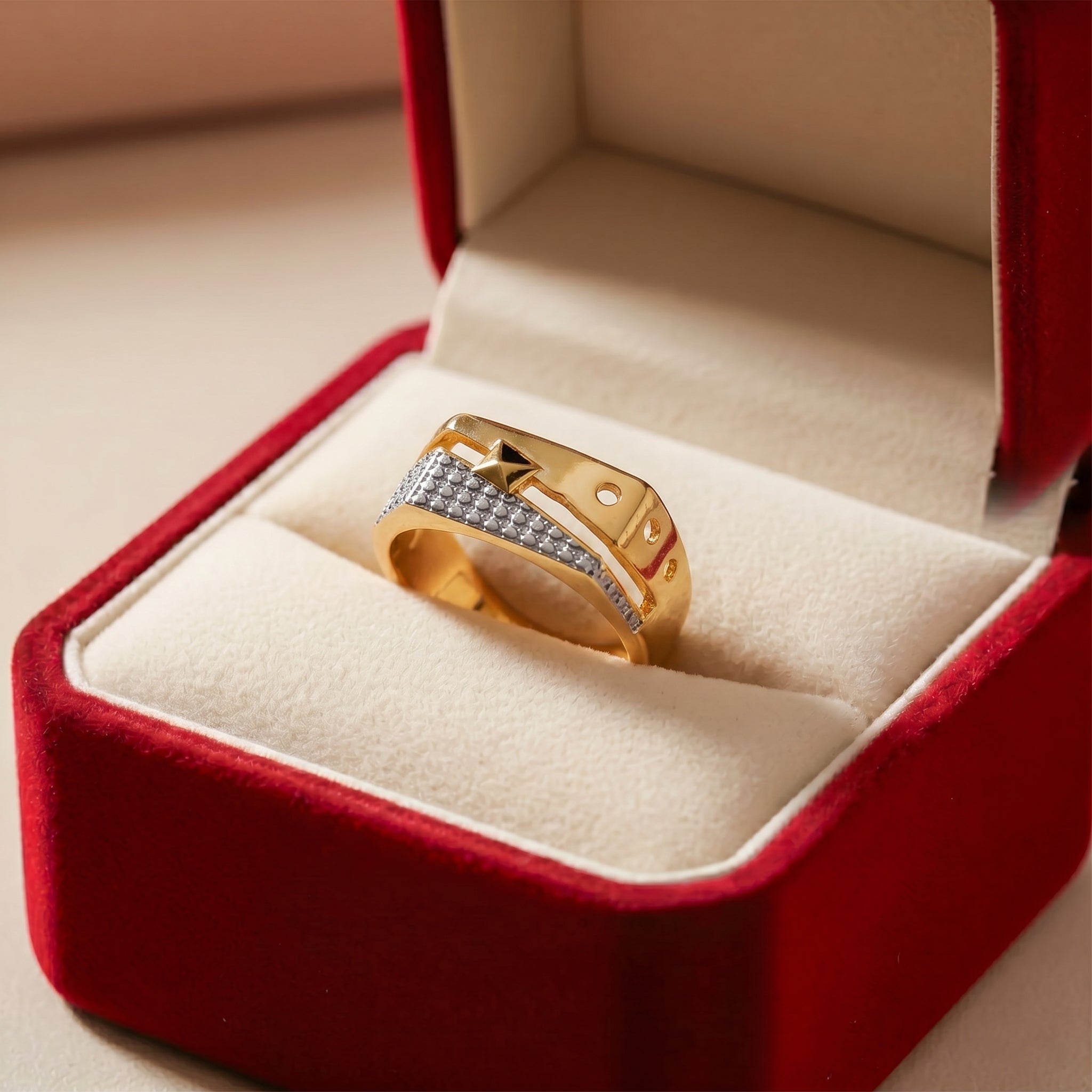 Golden Arrow Edge Ring GMR -26