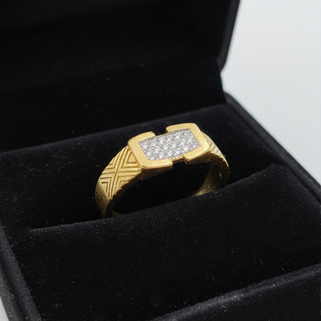 Nikunj Men's Ring